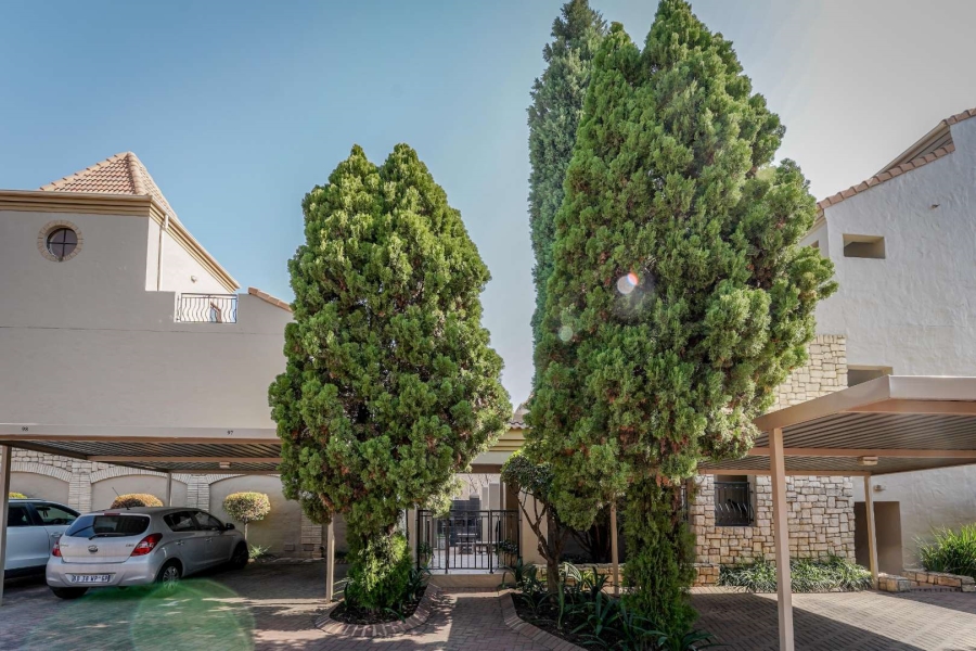 To Let 1 Bedroom Property for Rent in Lonehill Gauteng