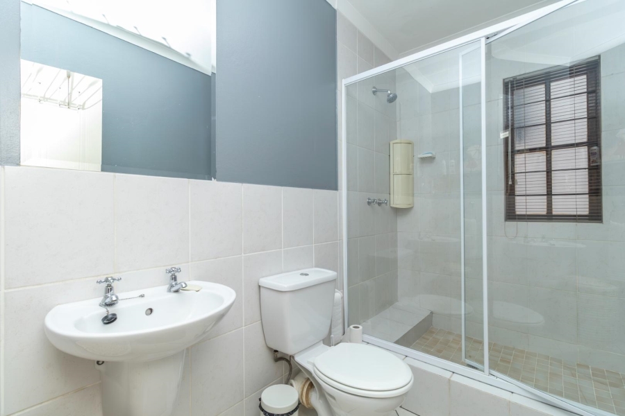 To Let 2 Bedroom Property for Rent in Edenburg Gauteng