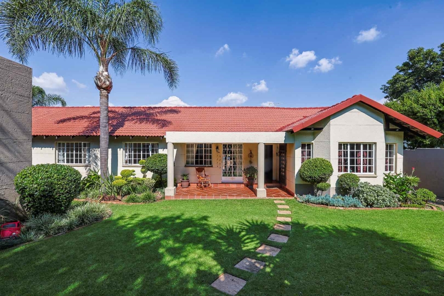 4 Bedroom Property for Sale in Moreleta Park Gauteng