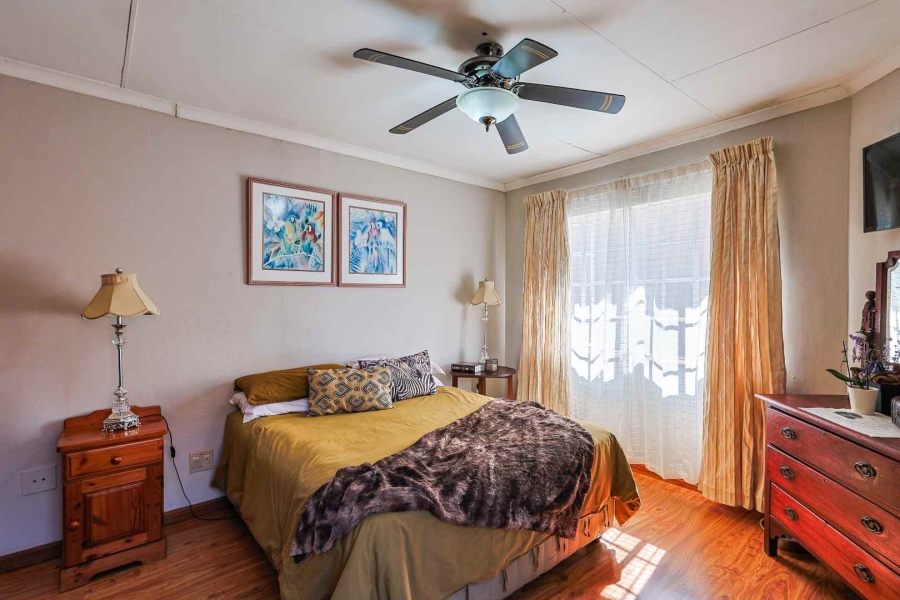 4 Bedroom Property for Sale in Moreleta Park Gauteng