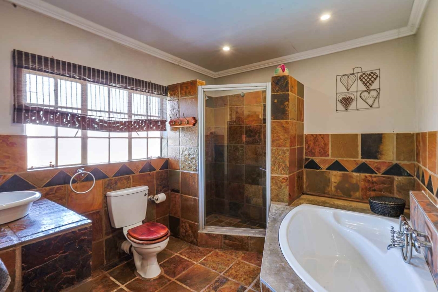 4 Bedroom Property for Sale in Moreleta Park Gauteng