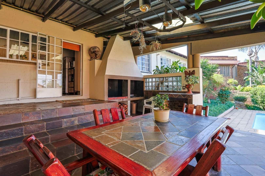 4 Bedroom Property for Sale in Moreleta Park Gauteng