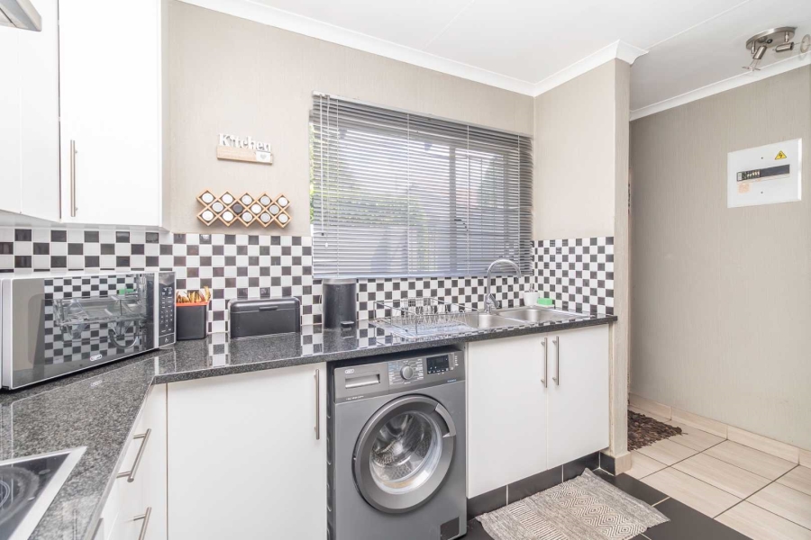 2 Bedroom Property for Sale in Northwold Gauteng