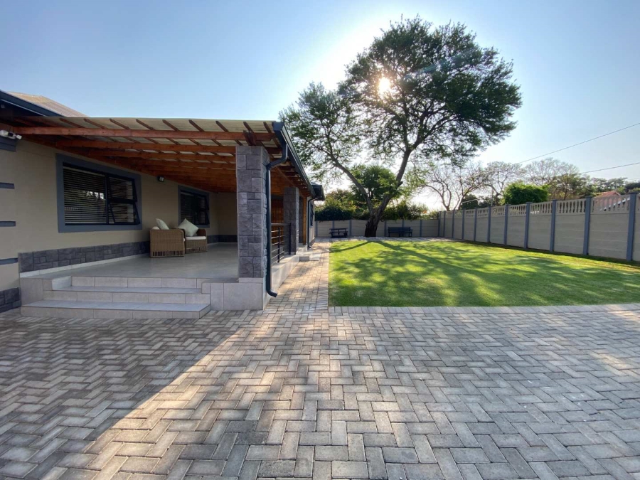 3 Bedroom Property for Sale in Horison Gauteng