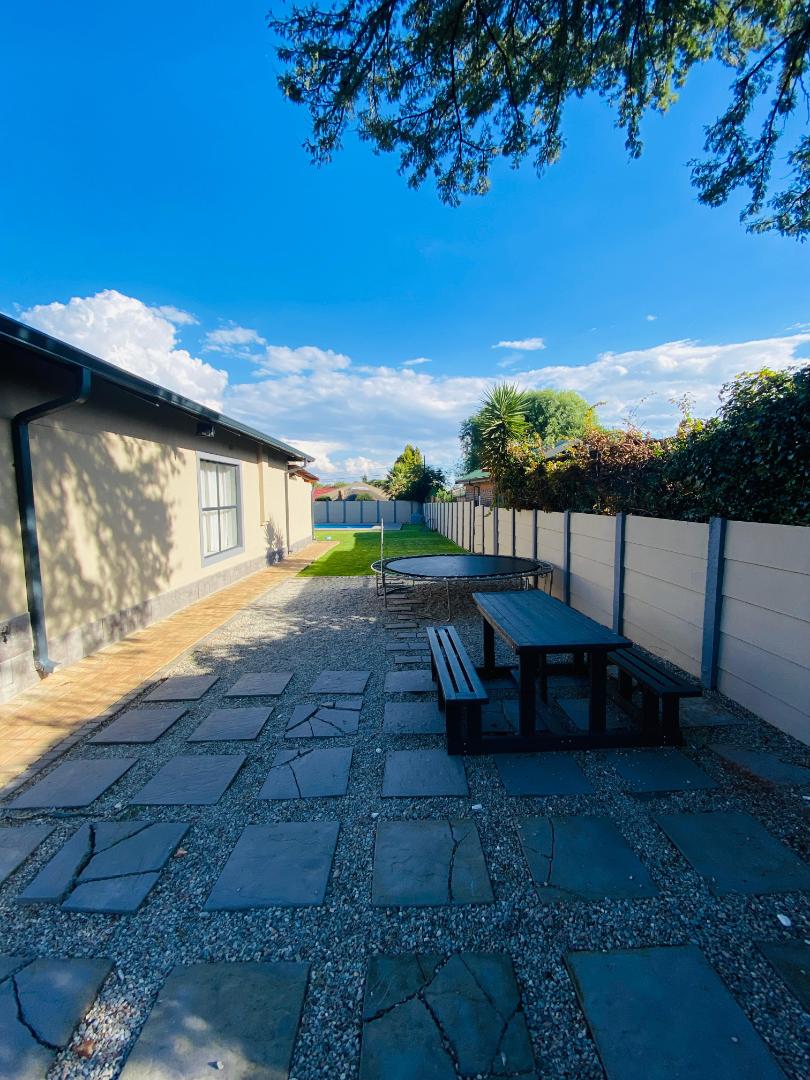 3 Bedroom Property for Sale in Horison Gauteng