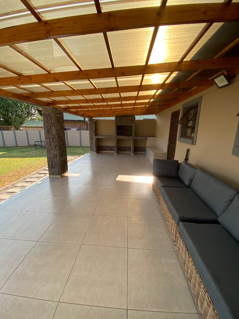 3 Bedroom Property for Sale in Horison Gauteng