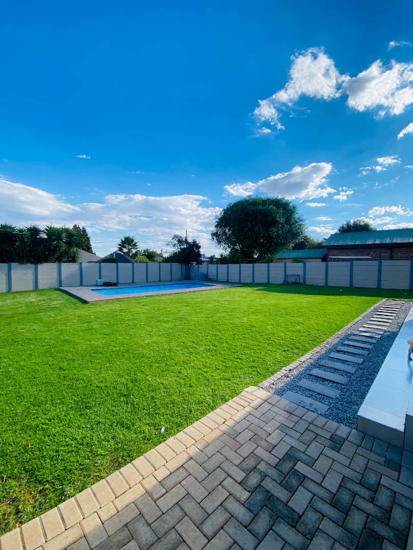 3 Bedroom Property for Sale in Horison Gauteng