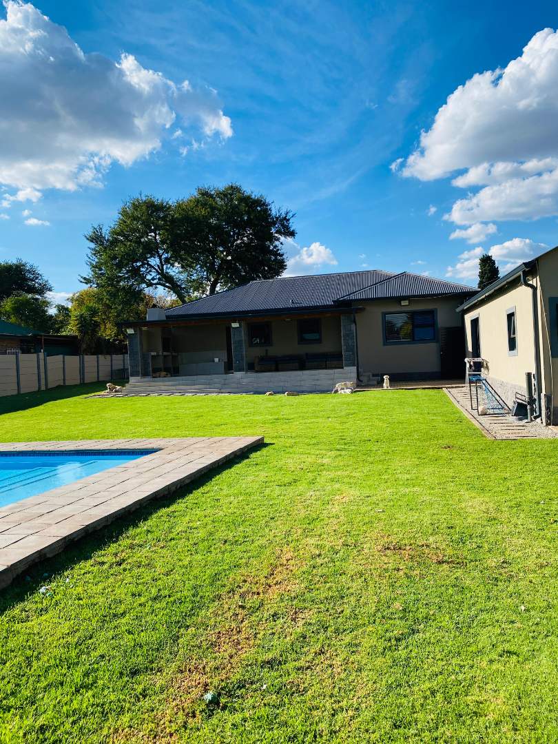 3 Bedroom Property for Sale in Horison Gauteng