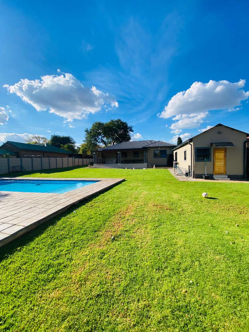 3 Bedroom Property for Sale in Horison Gauteng