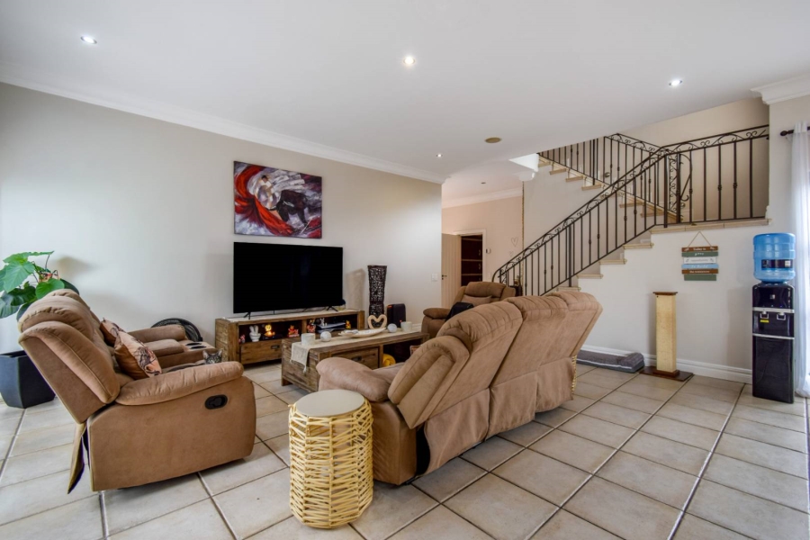 To Let 4 Bedroom Property for Rent in Muckleneuk Gauteng