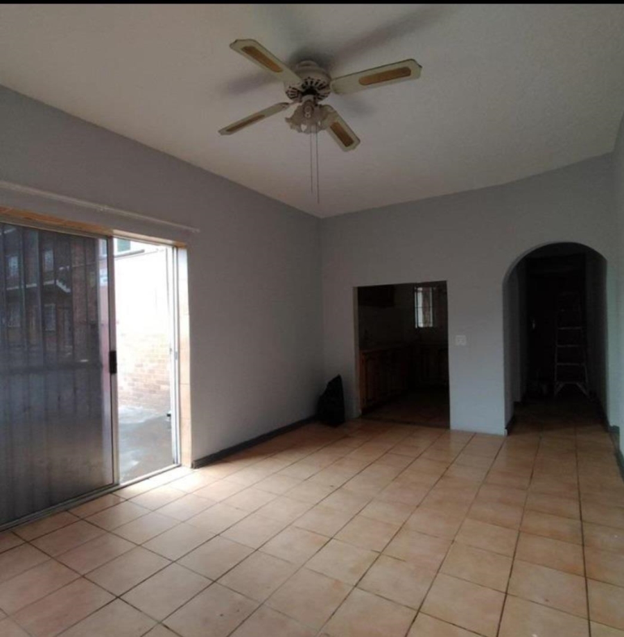 2 Bedroom Property for Sale in Elsburg Gauteng