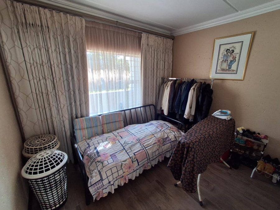 3 Bedroom Property for Sale in Glenvista Gauteng