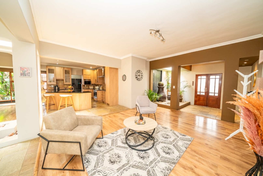 3 Bedroom Property for Sale in Glen Marais Gauteng