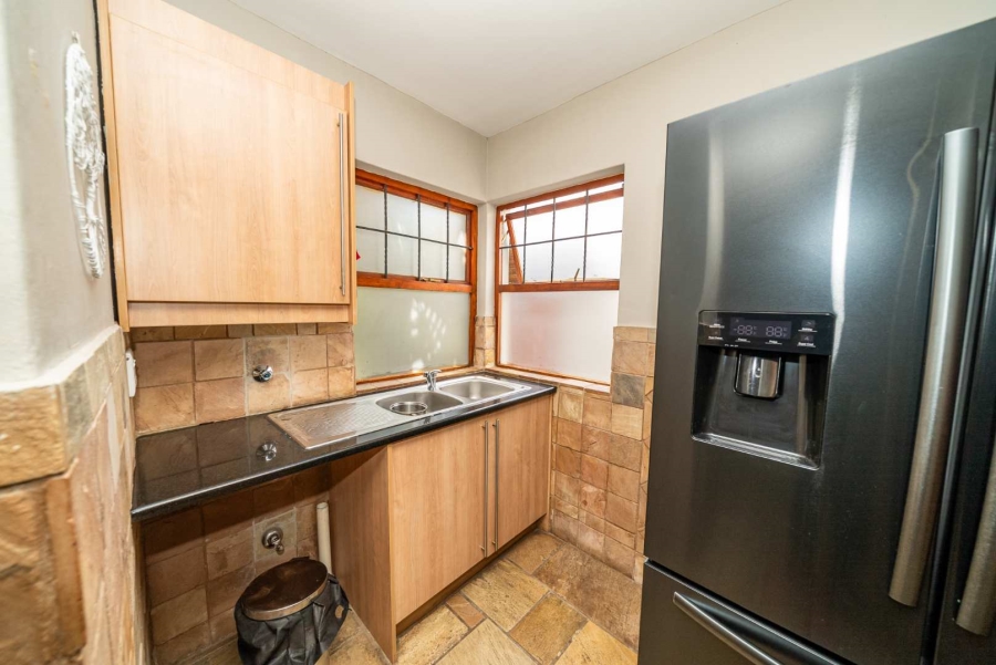 3 Bedroom Property for Sale in Glen Marais Gauteng