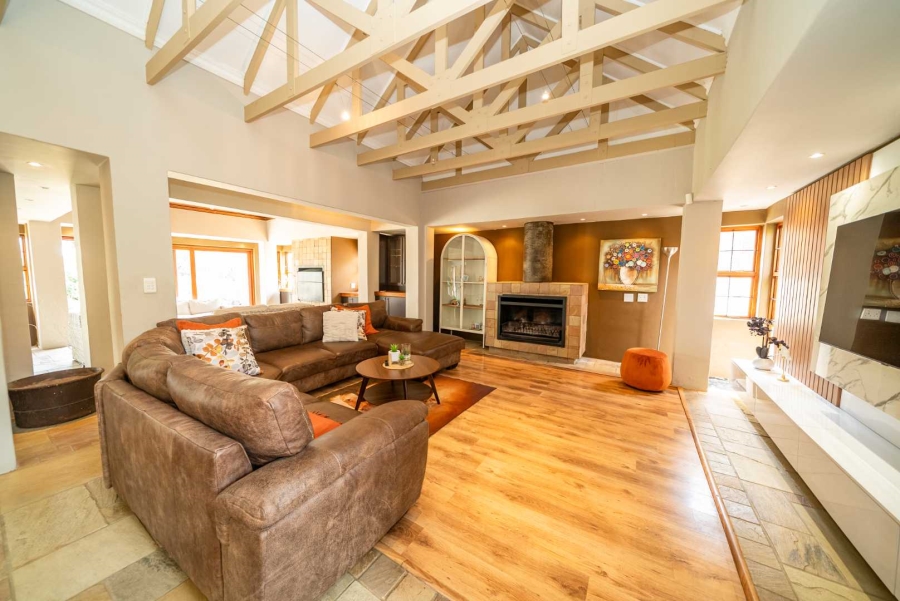 3 Bedroom Property for Sale in Glen Marais Gauteng