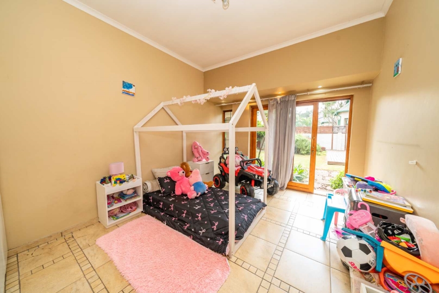 3 Bedroom Property for Sale in Glen Marais Gauteng