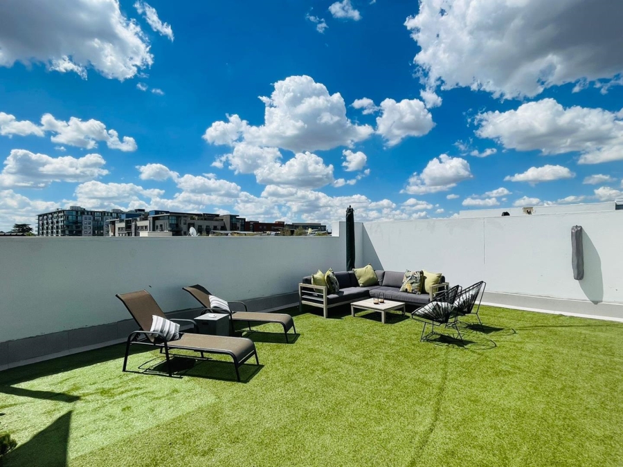 To Let 2 Bedroom Property for Rent in Melrose North Gauteng