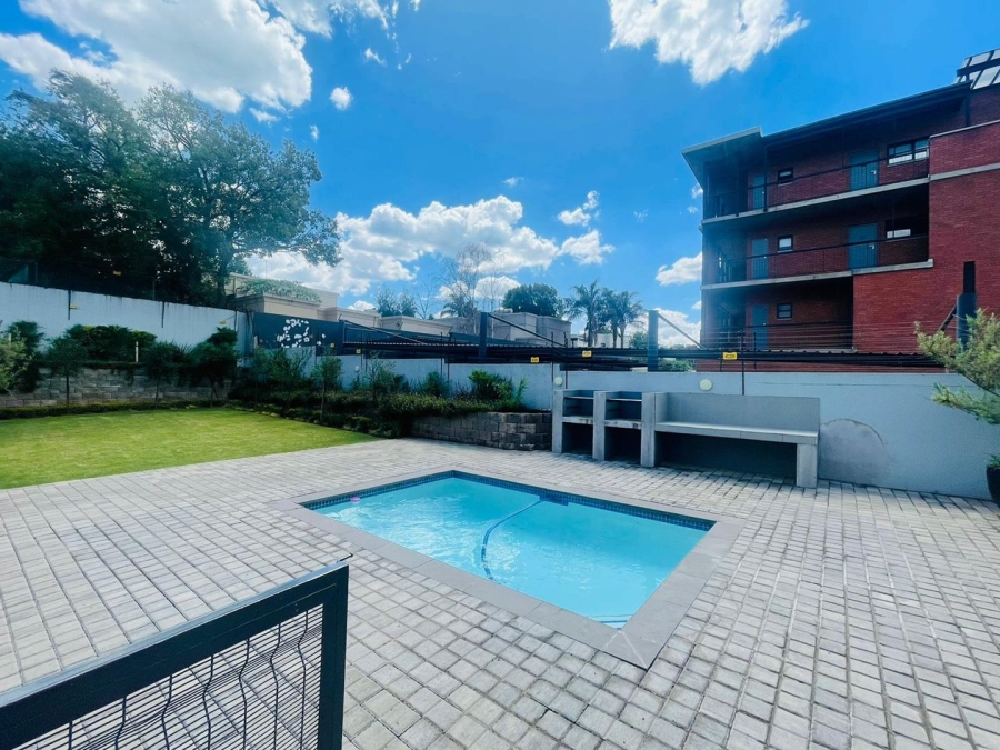 To Let 2 Bedroom Property for Rent in Melrose North Gauteng