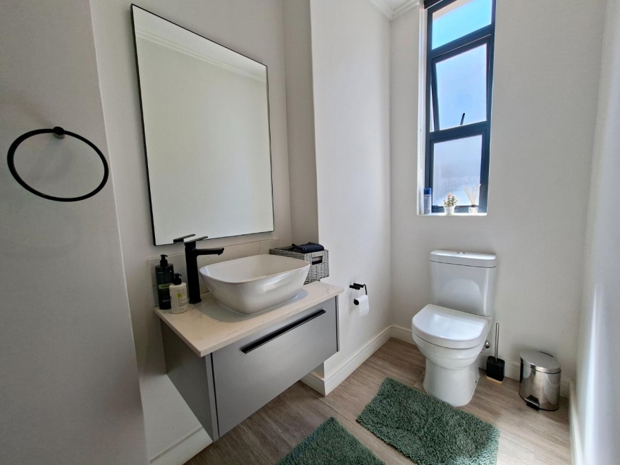 To Let 3 Bedroom Property for Rent in Bryanston Gauteng