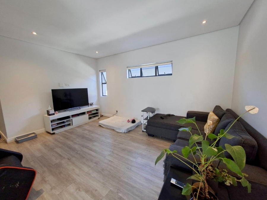 To Let 3 Bedroom Property for Rent in Bryanston Gauteng