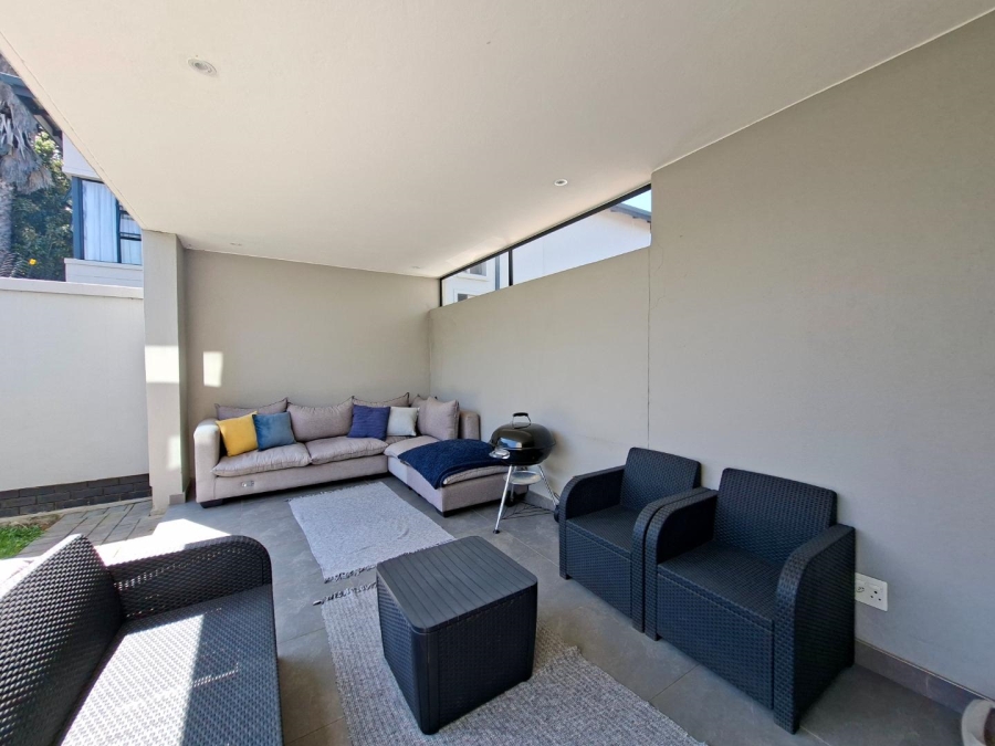 To Let 3 Bedroom Property for Rent in Bryanston Gauteng