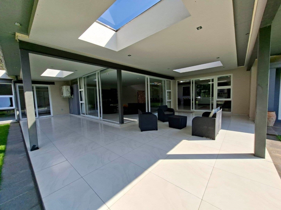 To Let 3 Bedroom Property for Rent in Hurlingham Gauteng