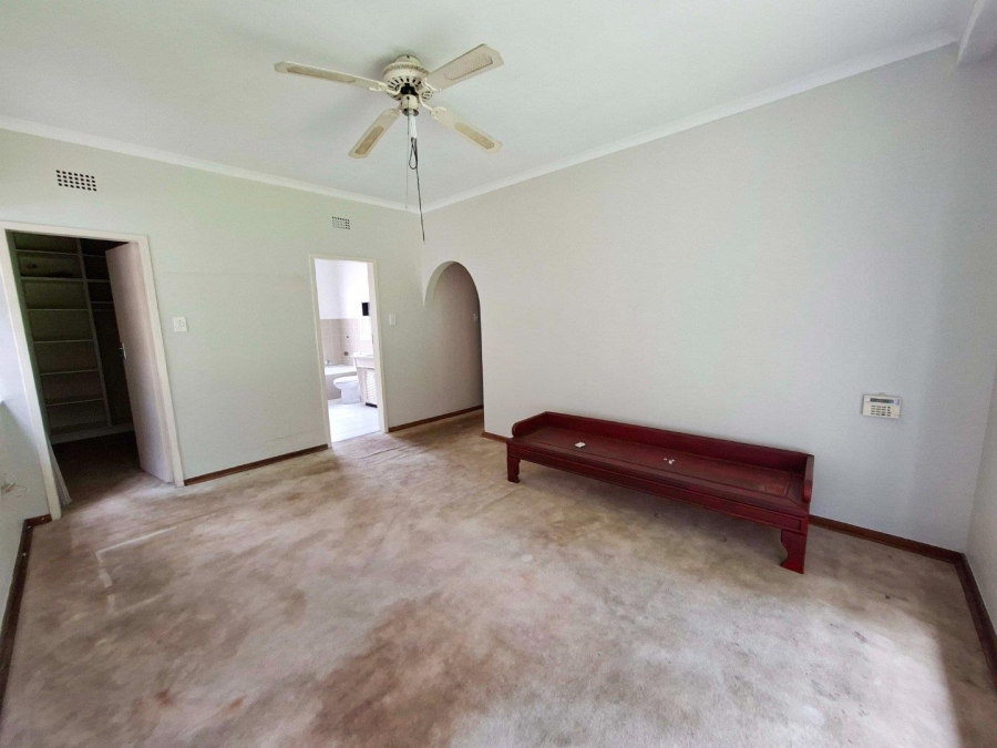 To Let 4 Bedroom Property for Rent in Woodmead Gauteng