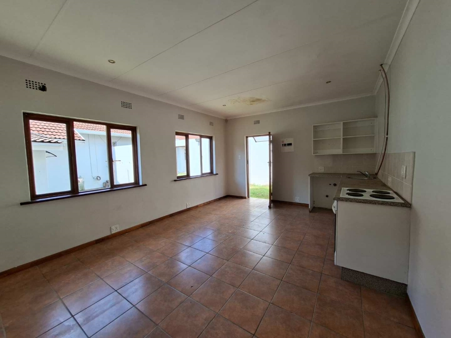 To Let 4 Bedroom Property for Rent in Woodmead Gauteng