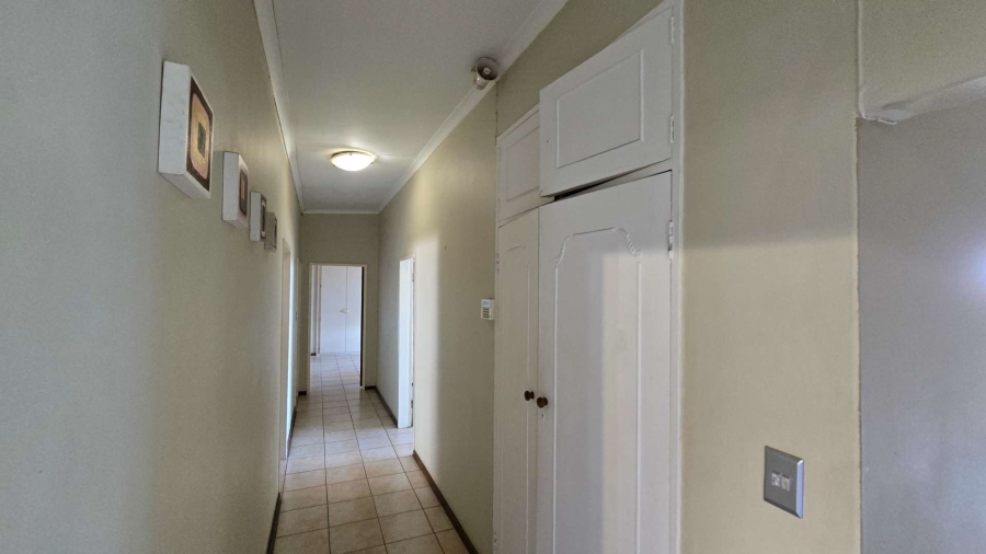 4 Bedroom Property for Sale in Sinoville Gauteng