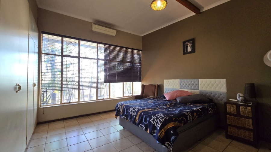 4 Bedroom Property for Sale in Sinoville Gauteng