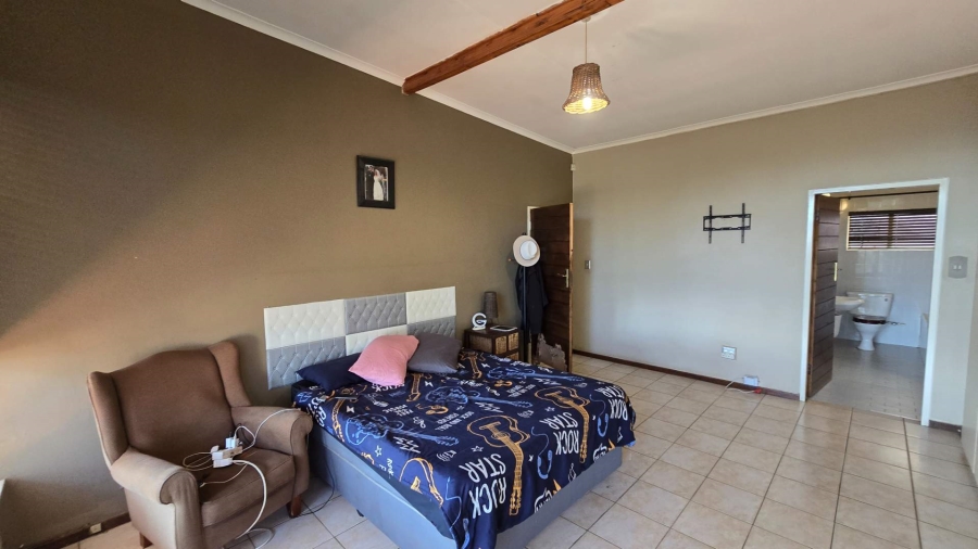 4 Bedroom Property for Sale in Sinoville Gauteng