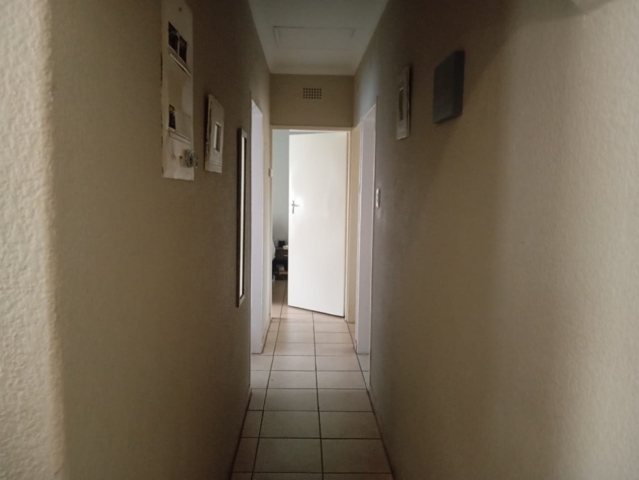 To Let 3 Bedroom Property for Rent in Brackenhurst Gauteng