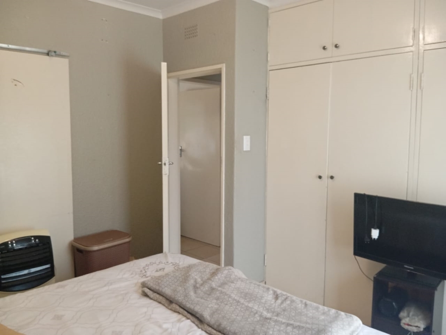 To Let 3 Bedroom Property for Rent in Brackenhurst Gauteng