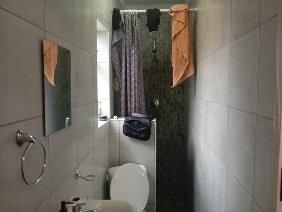 To Let 3 Bedroom Property for Rent in Brackenhurst Gauteng