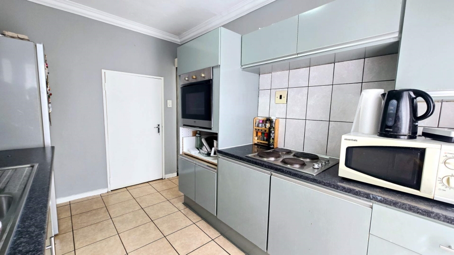 3 Bedroom Property for Sale in Waterkloof Glen Gauteng