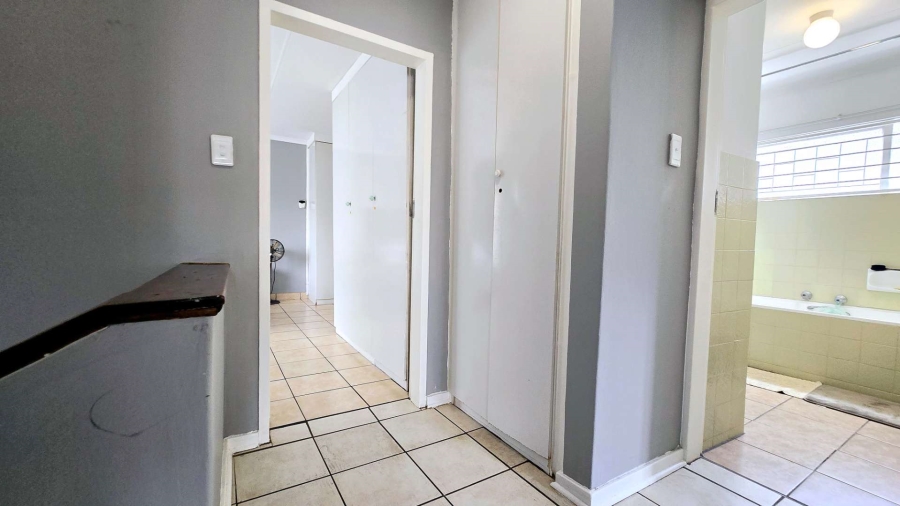 3 Bedroom Property for Sale in Waterkloof Glen Gauteng