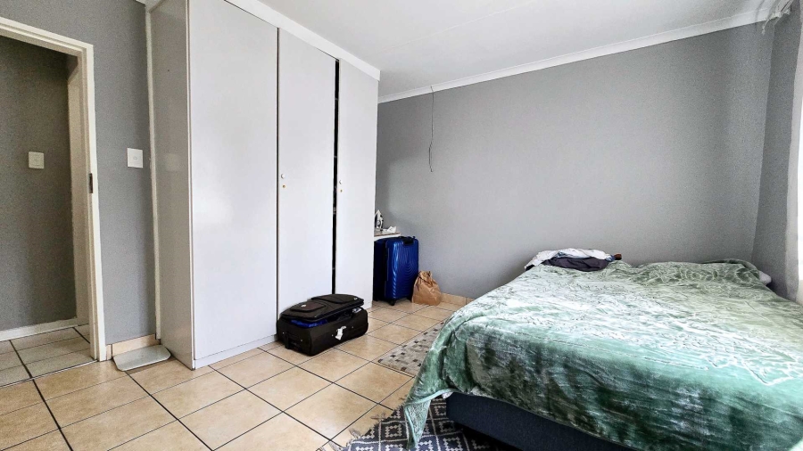 3 Bedroom Property for Sale in Waterkloof Glen Gauteng