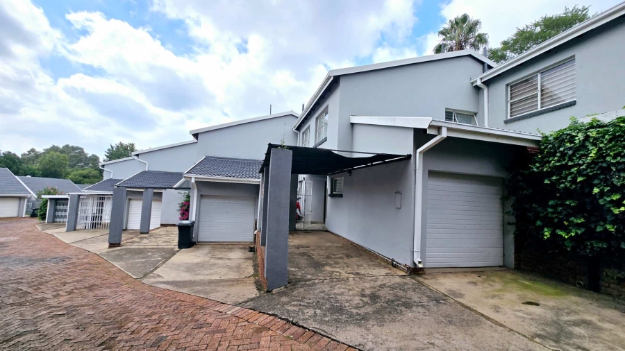 3 Bedroom Property for Sale in Waterkloof Glen Gauteng