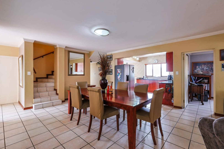 4 Bedroom Property for Sale in Moreleta Park Gauteng