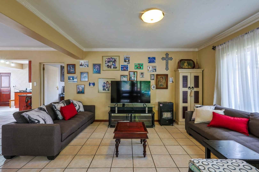 4 Bedroom Property for Sale in Moreleta Park Gauteng