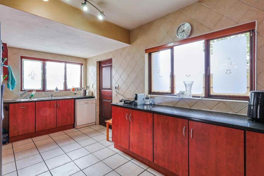 4 Bedroom Property for Sale in Moreleta Park Gauteng