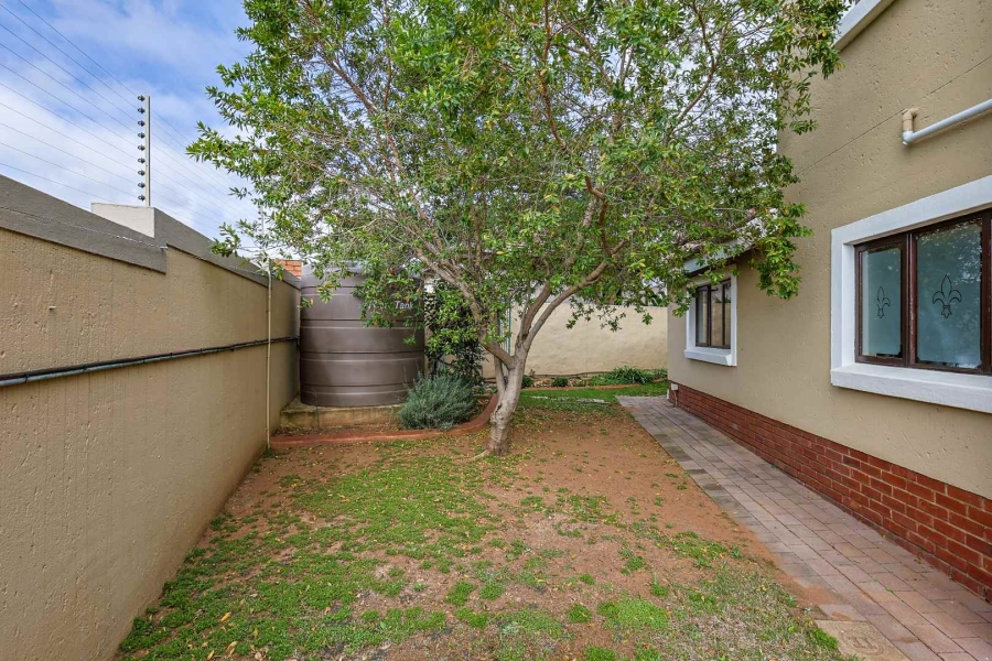 4 Bedroom Property for Sale in Moreleta Park Gauteng