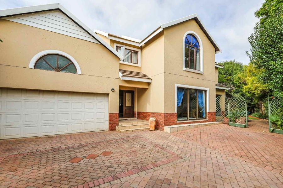 4 Bedroom Property for Sale in Moreleta Park Gauteng