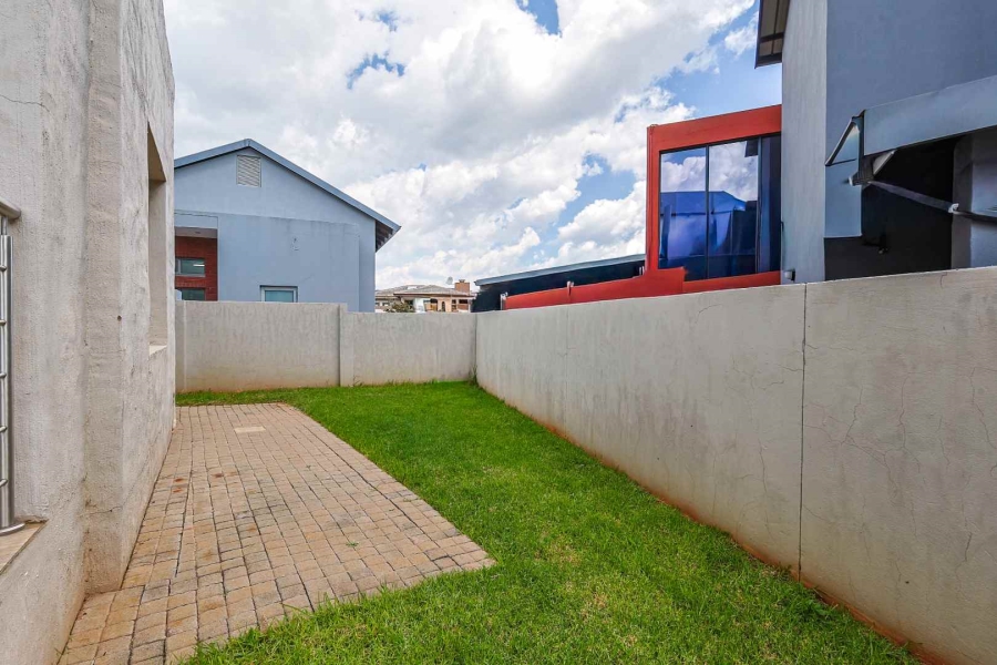 5 Bedroom Property for Sale in Olympus AH Gauteng