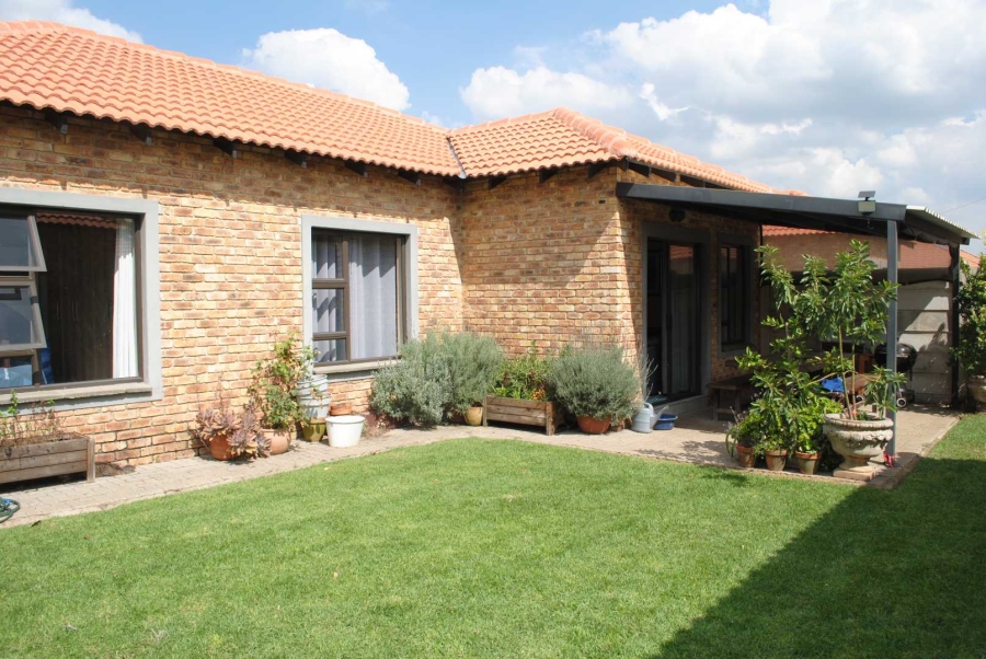 3 Bedroom Property for Sale in Riversdale Gauteng