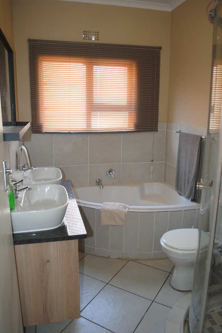 3 Bedroom Property for Sale in Riversdale Gauteng