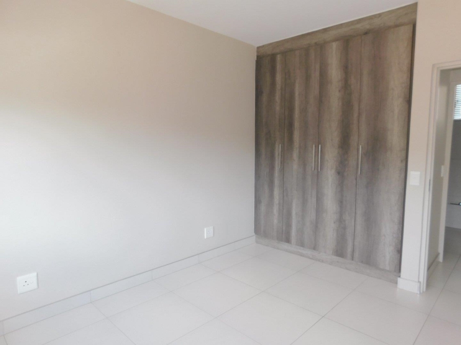 To Let 1 Bedroom Property for Rent in Bryanston Gauteng