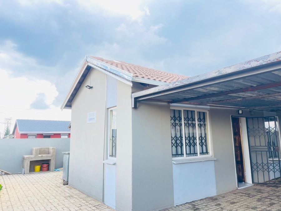 3 Bedroom Property for Sale in Protea Glen Gauteng
