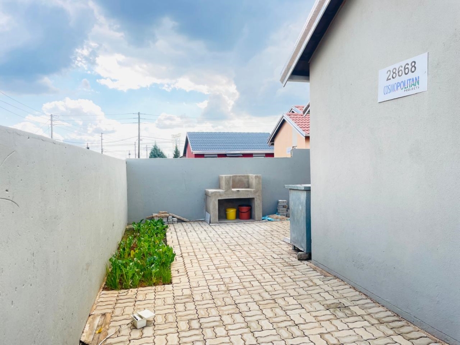 3 Bedroom Property for Sale in Protea Glen Gauteng