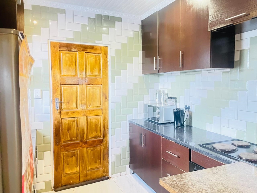 3 Bedroom Property for Sale in Protea Glen Gauteng